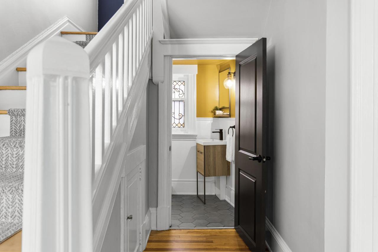 Manoir Highfield Villa Moncton Bagian luar foto